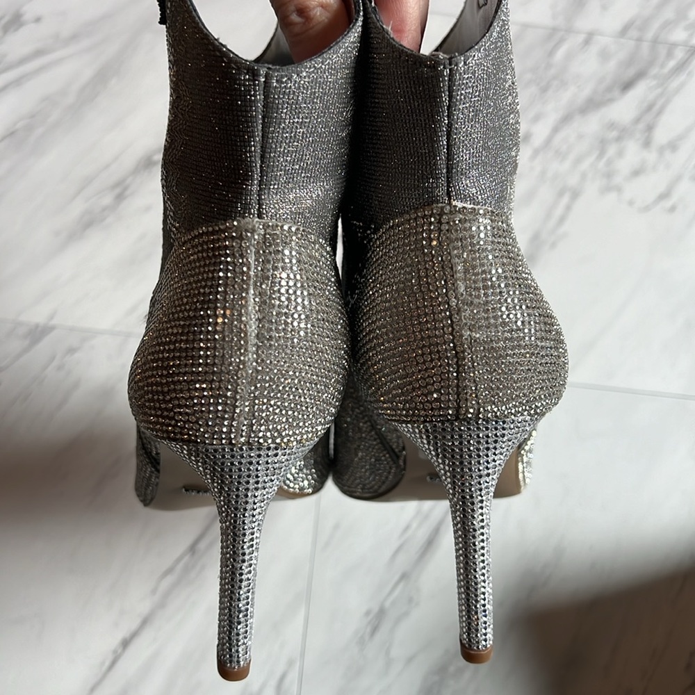 Gianni Bini western rhinestone silver copy point toe heel boot bootie shoe 6 - Picture 7 of 12